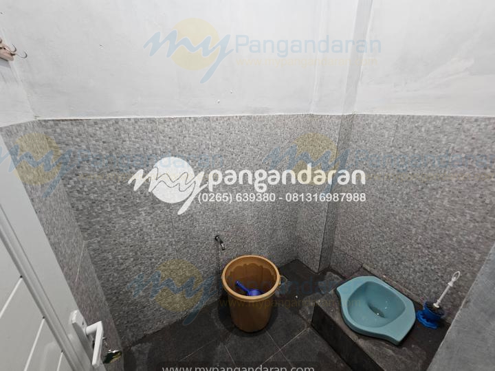 Tampilan Kamar mandi Pondok Er  Er Pangandaran